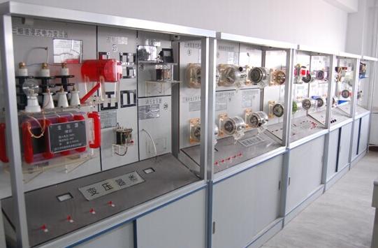 保定市第四職業(yè)中學有電氣技術(shù)應(yīng)用專業(yè)？
