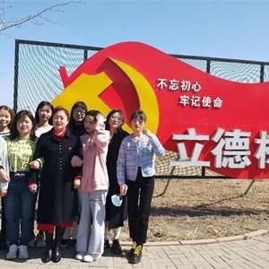 唐山幼兒師范?？茖W(xué)校：優(yōu)秀教師??劉日榮